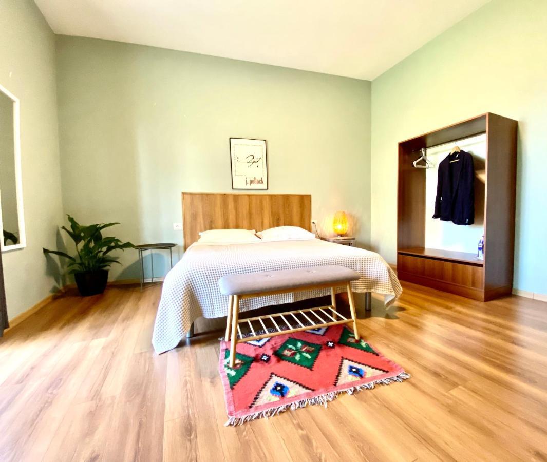 Tirana Experience, Authentic Stays In The Heart Of Old ティラナ エクステリア 写真