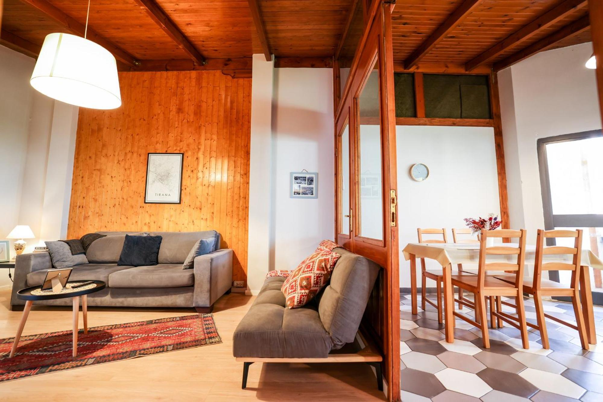 Tirana Experience, Authentic Stays In The Heart Of Old ティラナ エクステリア 写真